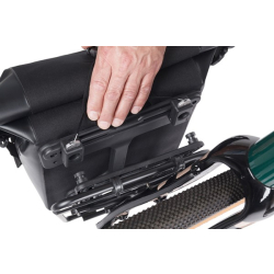 Sakwa pojedyncza BASIL NAVIGATOR M, MIK STUDS, 14L, Wodoodporna, Czarna (WYPRZEDAŻ -50%)