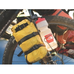 Koszyk na butelkę BLACKBURN OUTPOST CARGO (na torbę, worek, śpiwór) aluminiowy 155g tytanowy (NEW)