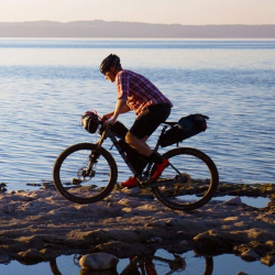 Torba pod siodło BLACKBURN OUTPOST SEAT PACK AND DRY BAG black, wodoodporna,11 L (NEW 2026)