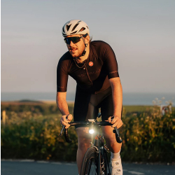 Lampka przednia MAGICSHINE EVO 1700 SD, 1700 lumenów, Kompatybilna z Shimano Di2, Czarna (NEW)