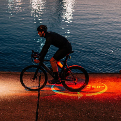 Lampka tylna MAGICSHINE SEEMEE 300, 300 lumenów (NEW)