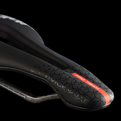 Siodło SELLE ITALIA FLITE BOOST PRO TEAM KIT CARBONIO SUPERFLOW S (id match S3), Carbon Rail+10mm, Fibra-Tek, 165g